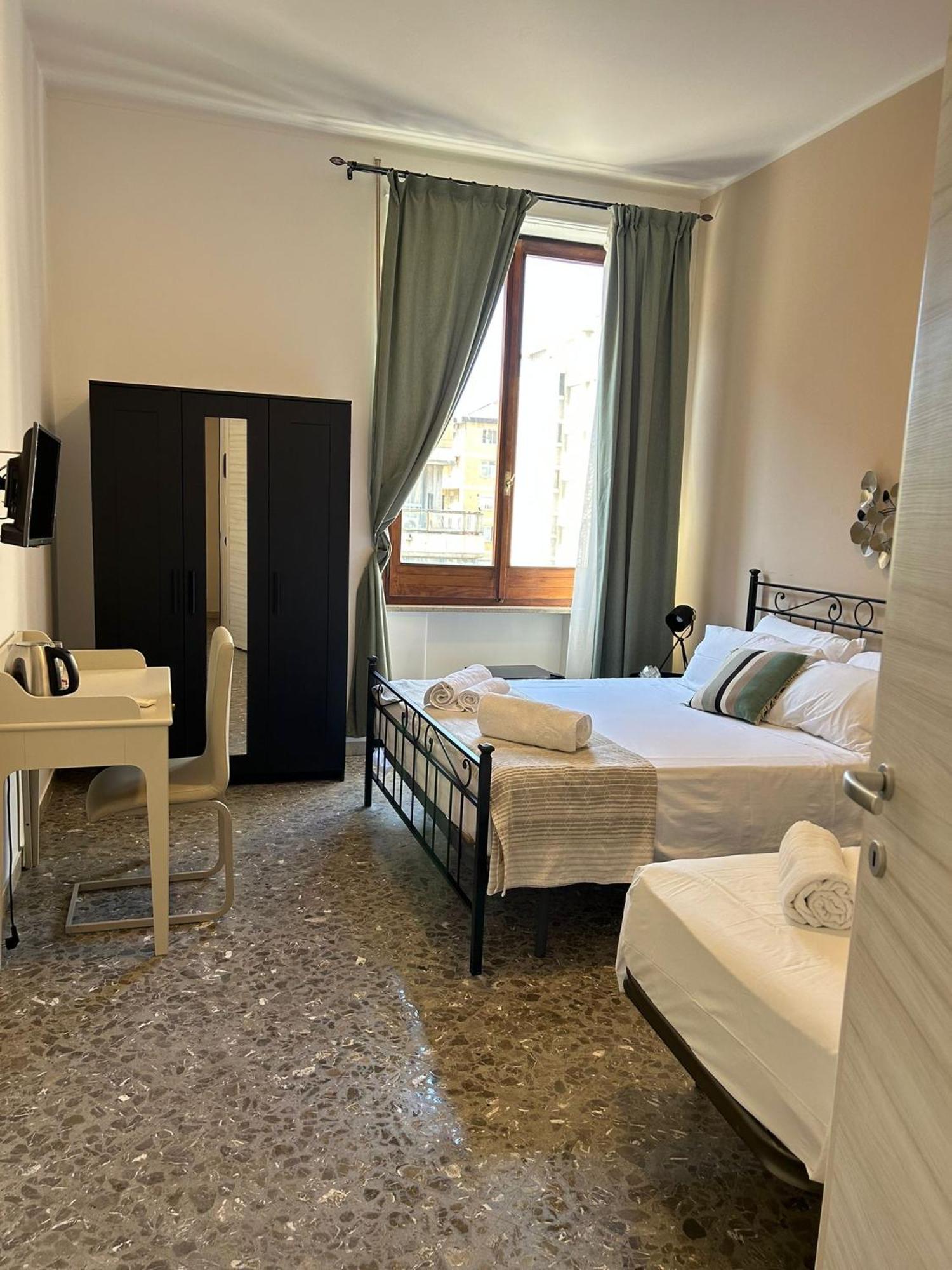 Puccini Centro Appartement *